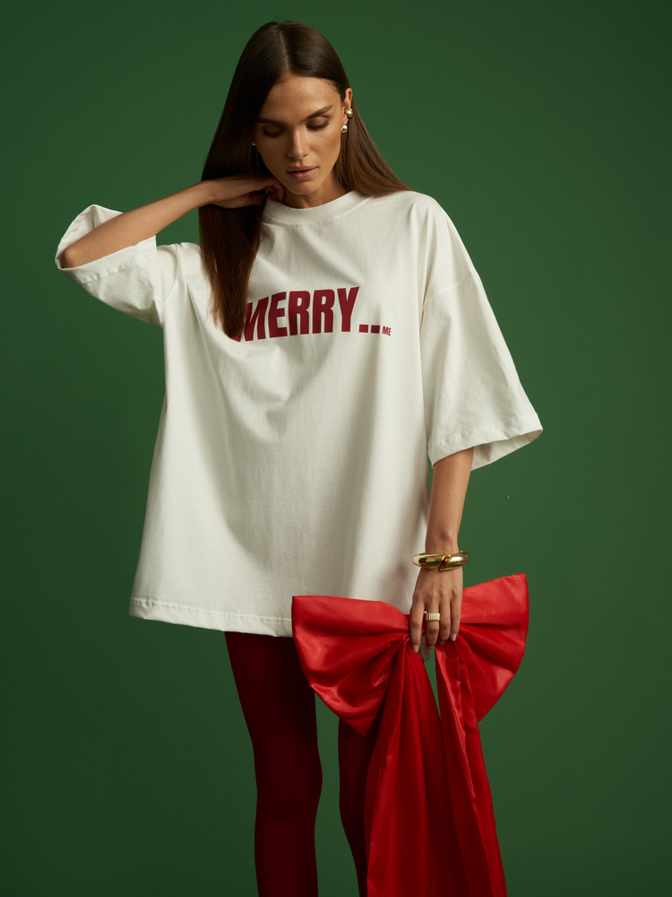 MERRY ME OVERSIZE T-SHIRT