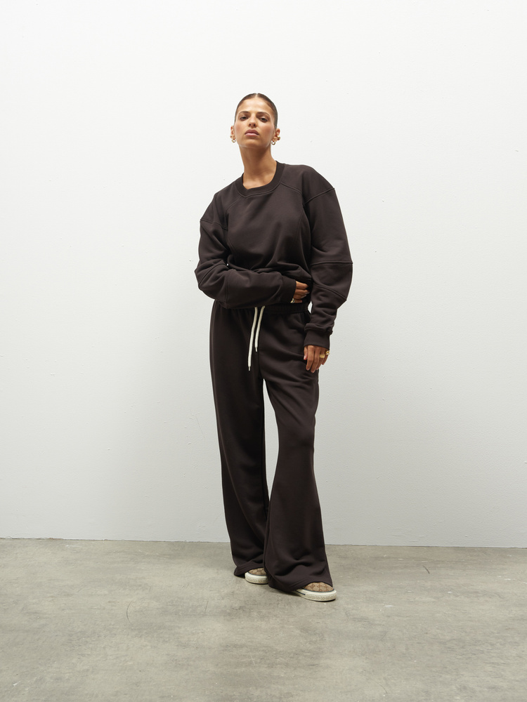 DARK CHOCO ELLIE SWEATSHIRT