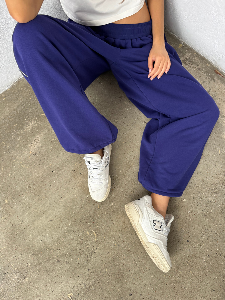 HUNTER GRAPE WIDE JOGGERS
