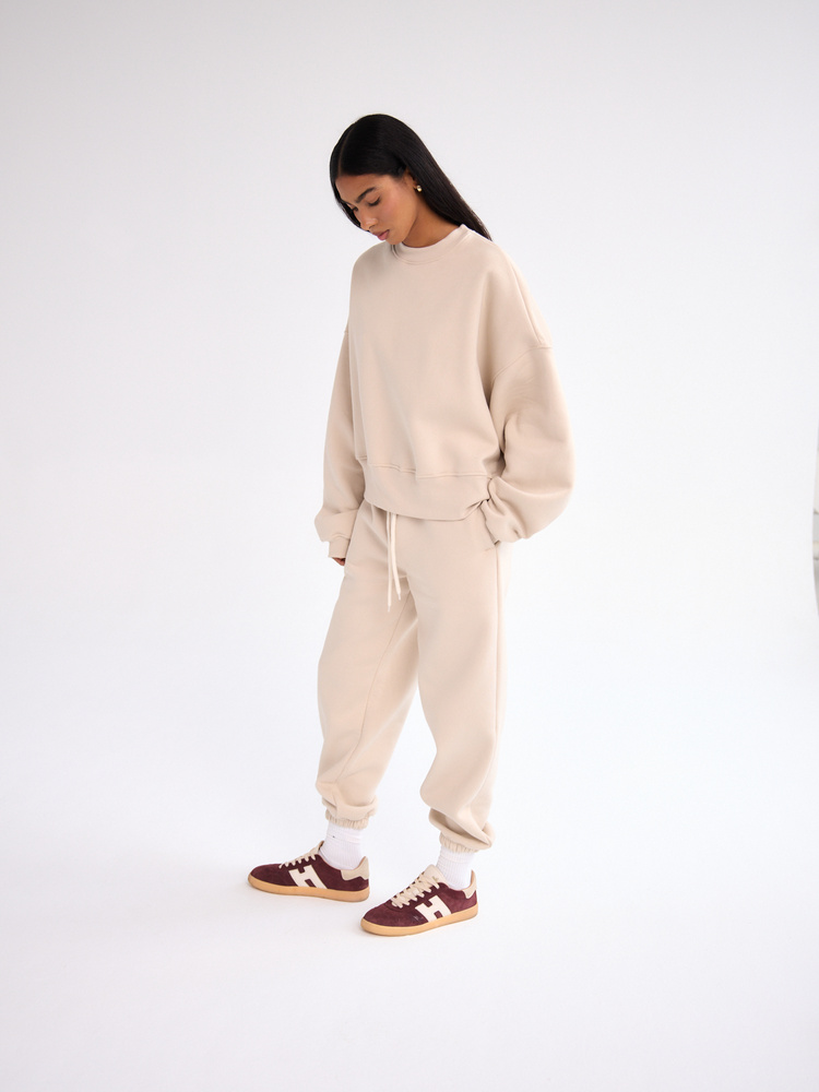 RUBY MOON SWEATSHIRT