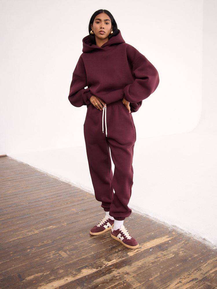 PADDED RED WINE JOGGERS