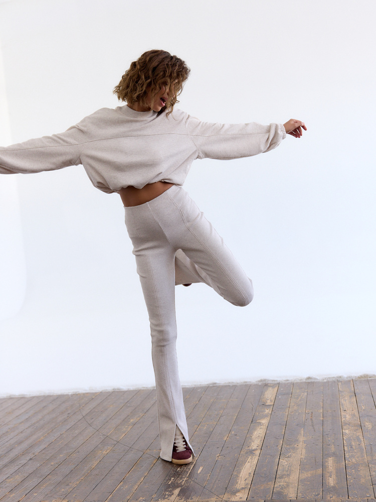 REMY SHORT NATURAL SWEATSHIRT