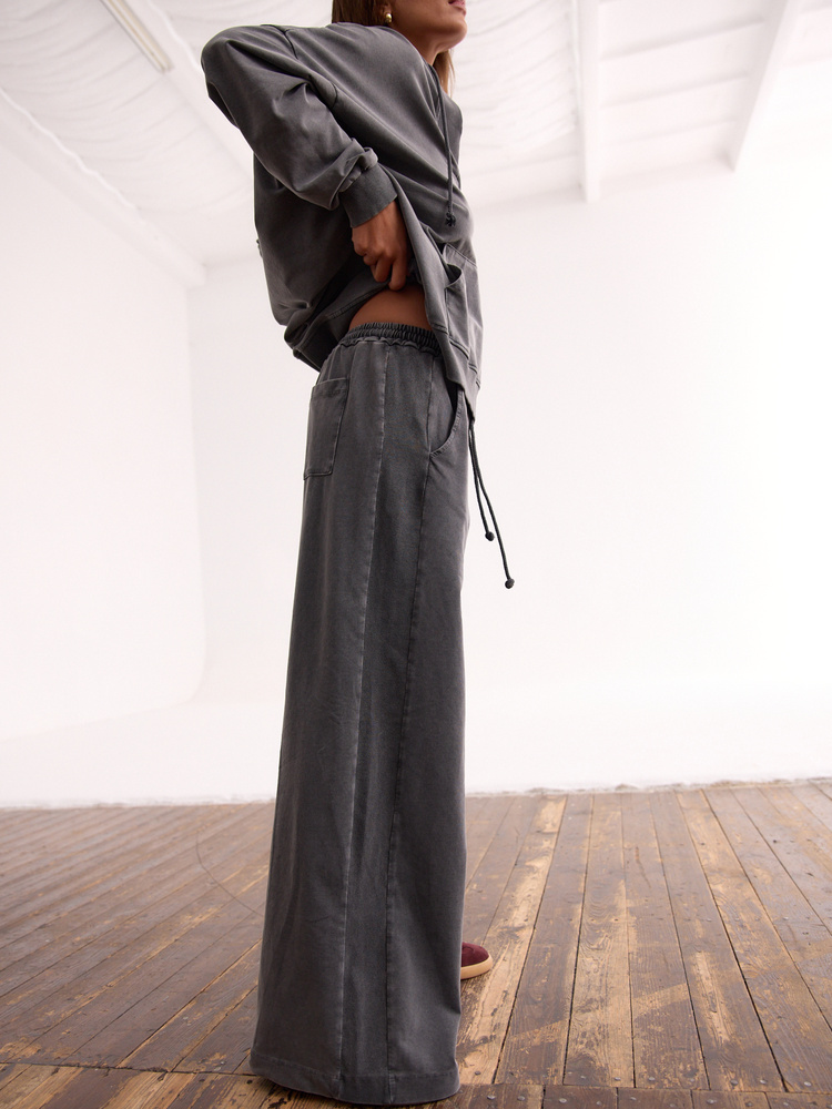 WES GREY JOGGER PANTS