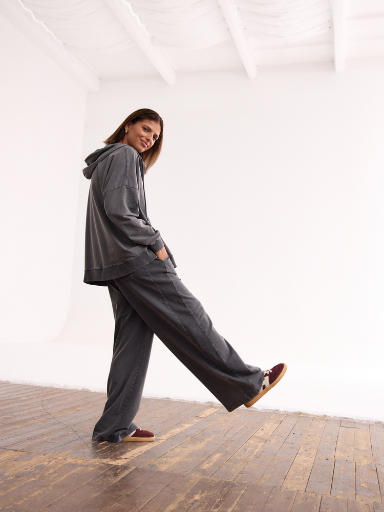 WES GREY JOGGER PANTS 
