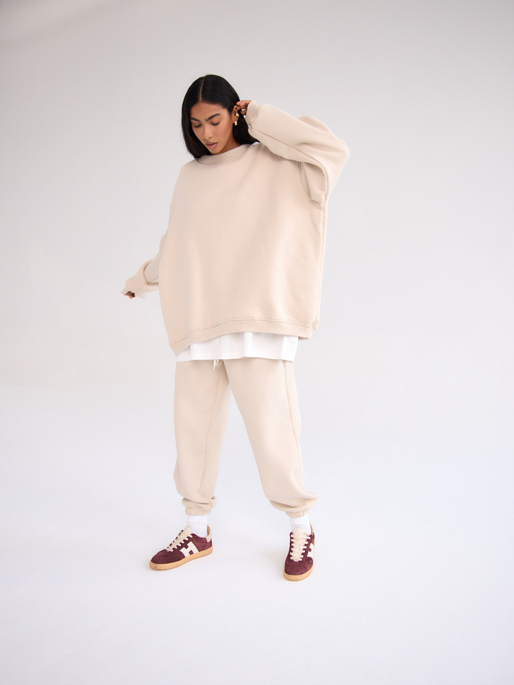 MOON SWEATSHIRT