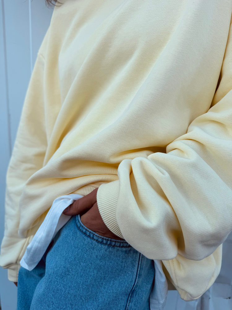 BUTTER SWEATSHIRT