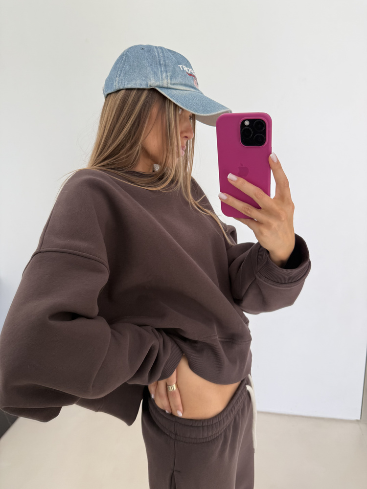 RUBY BROWN SWEATSHIRT