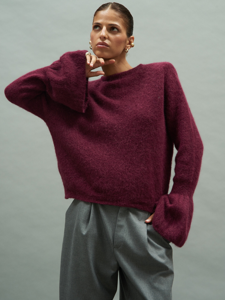 BELL BURGUNDY SWEATER