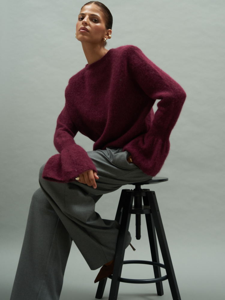 BELL BURGUNDY SWEATER