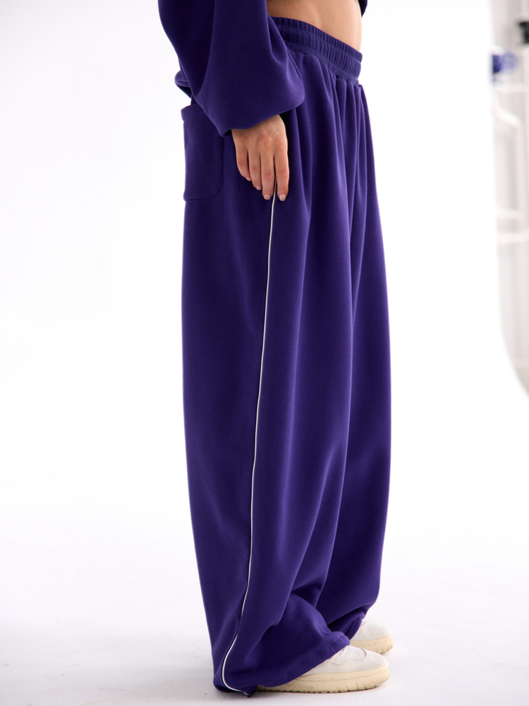 HUNTER GRAPE WIDE JOGGERS
