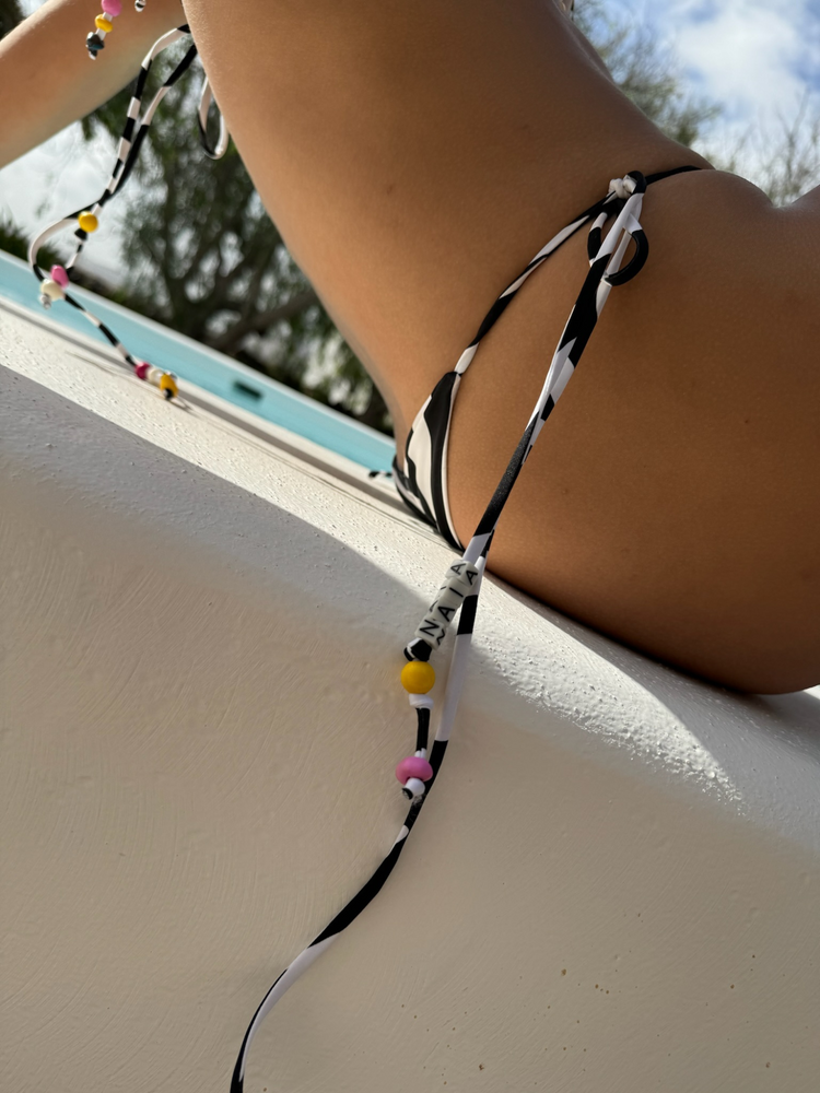 BIKINI BOTTOM GIGI ZEBRA