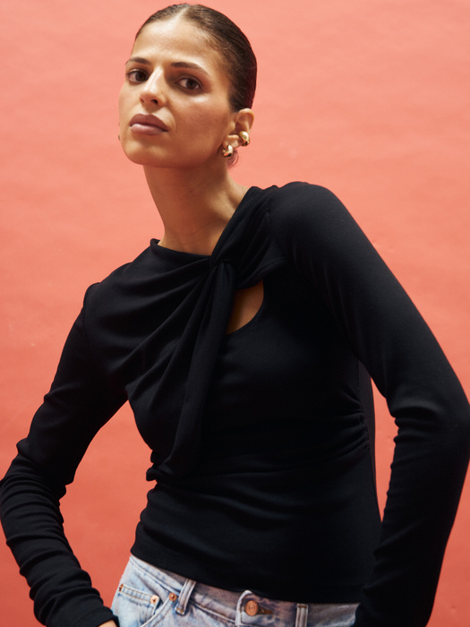 SIA BLACK LONGSLEEVE