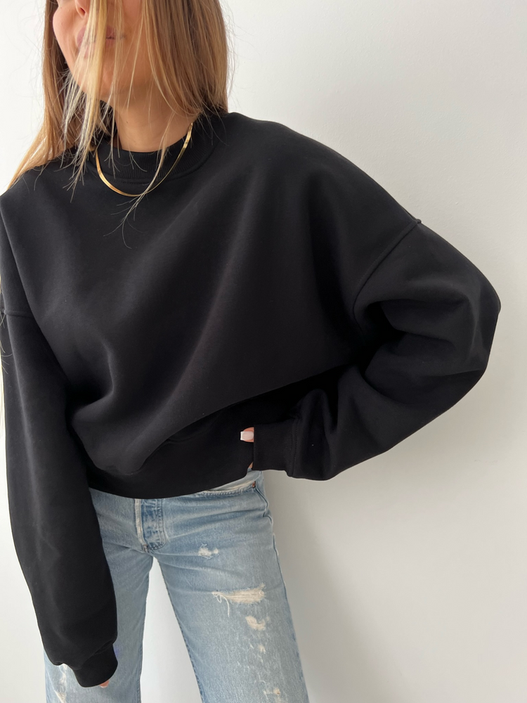 RUBY BLACK SWEATSHIRT 