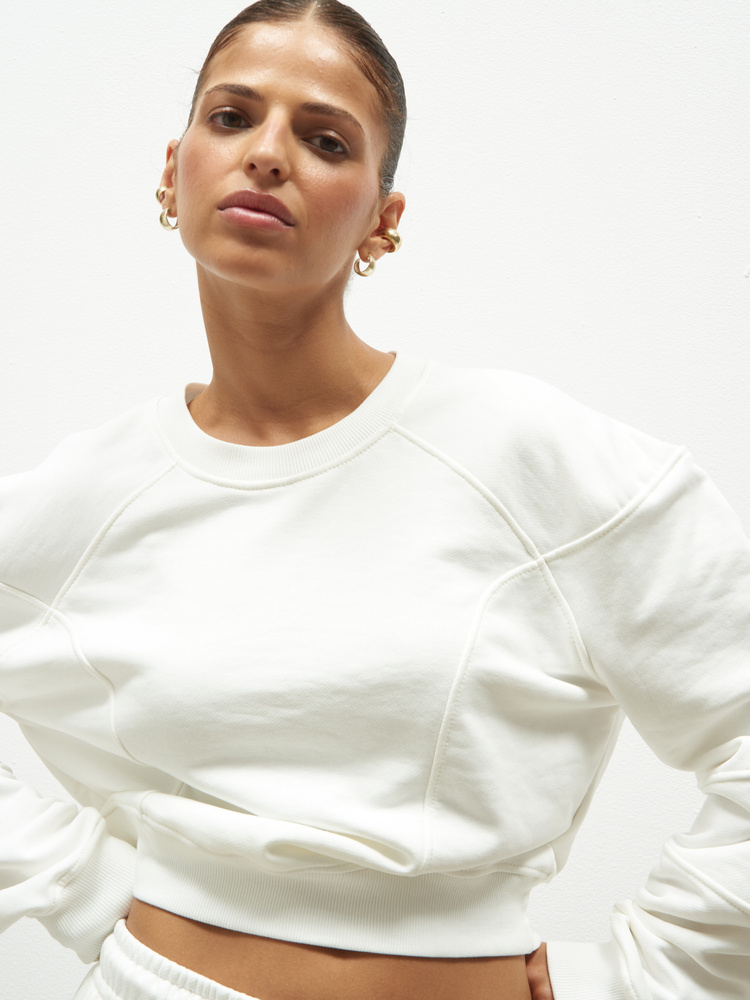 ELLIE CREAM SWEATSHIRT