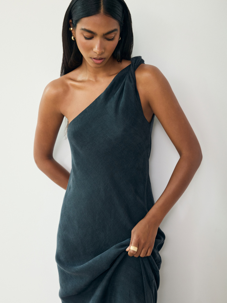 TAISA VINTAGE BLACK DRESS