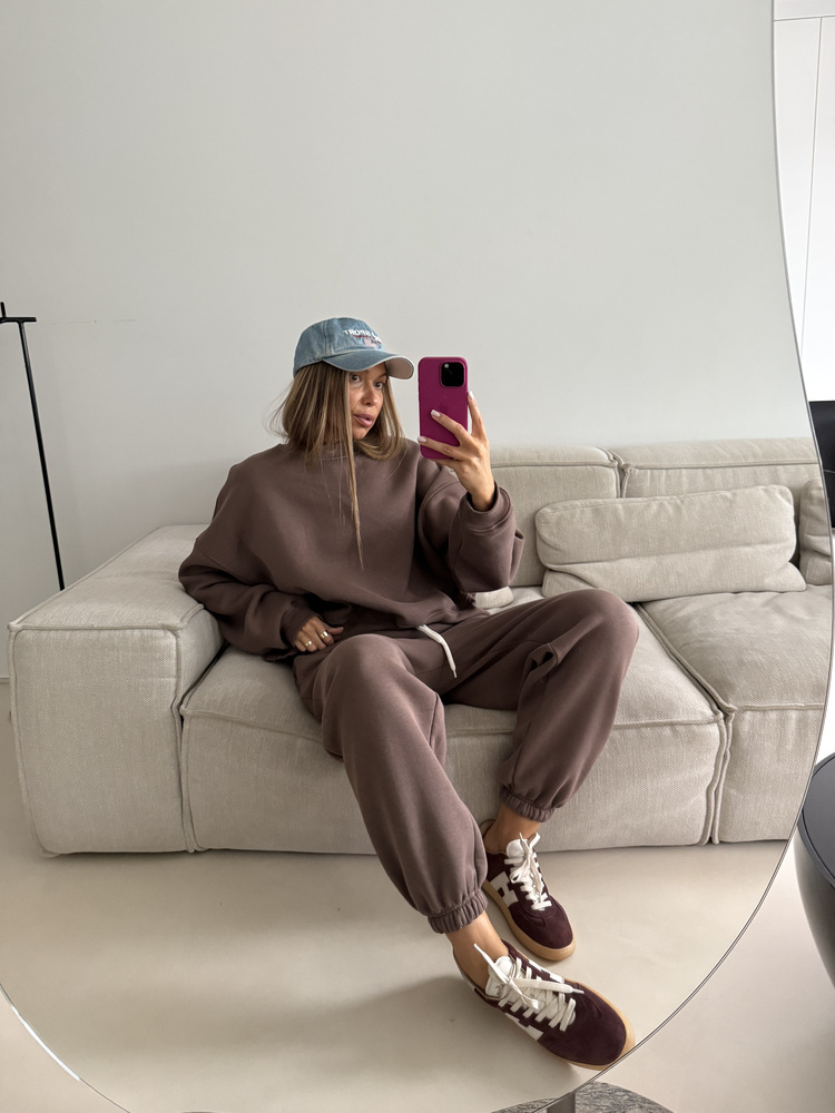 RUBY CAPPUCINO SWEATSHIRT