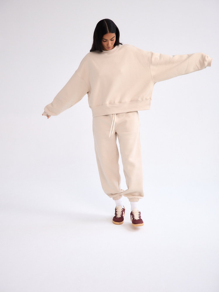 RUBY MOON SWEATSHIRT