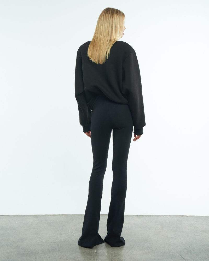 PADDED BLACK SWEATSHIRT