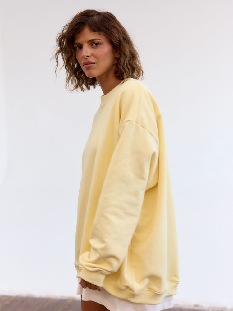BUTTER SWEATSHIRT